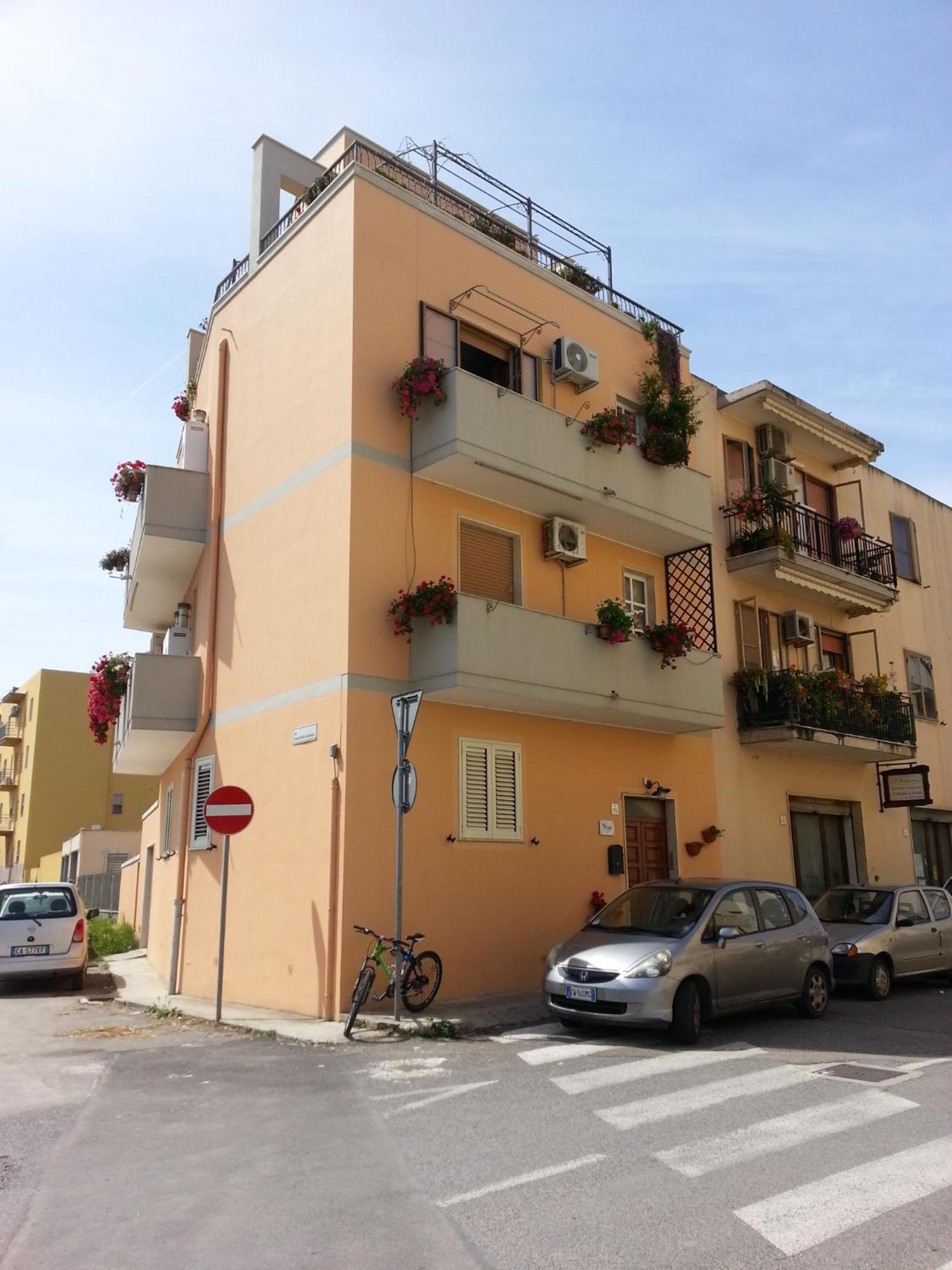Blue Dolphin Guest House Alghero Exterior photo
